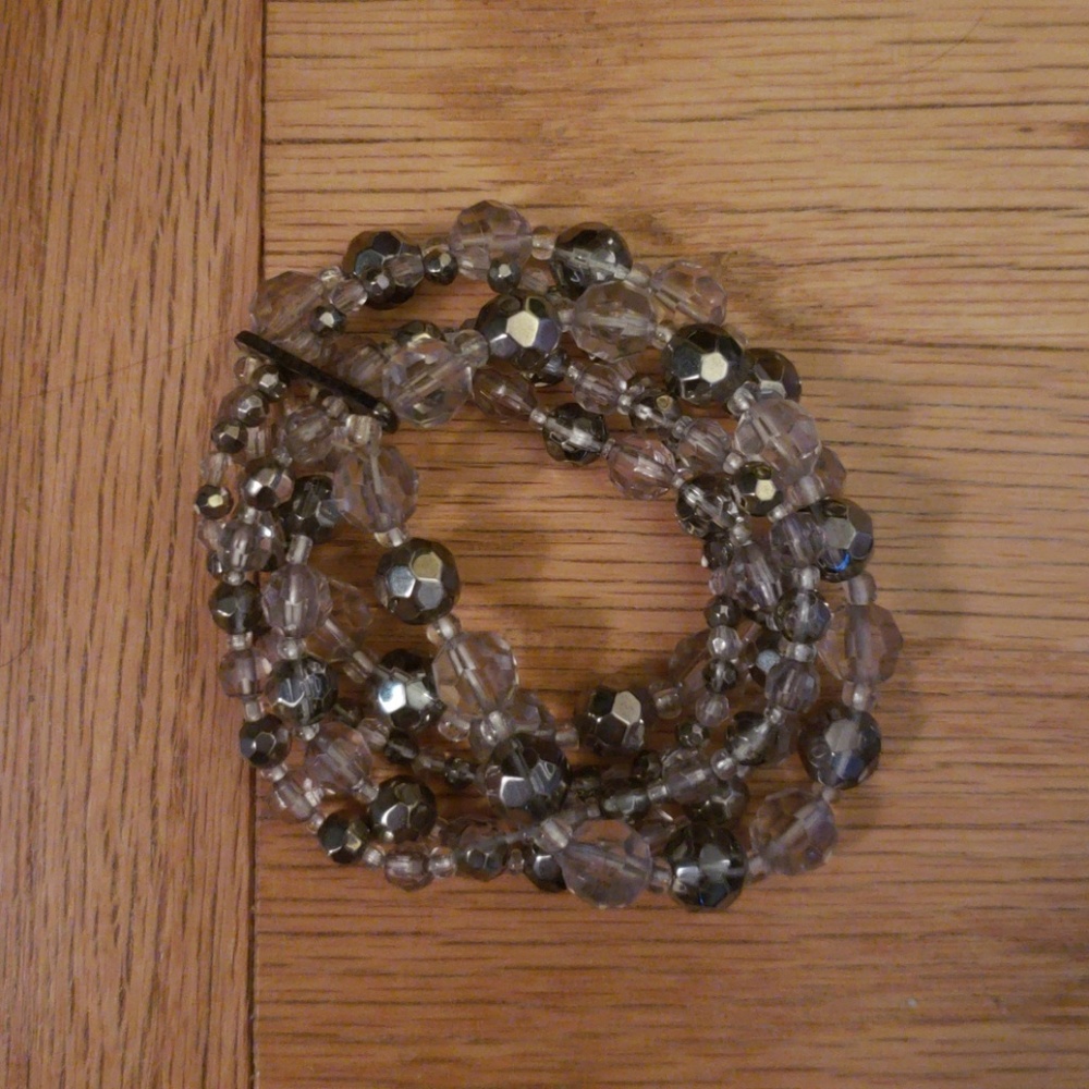 Gray & silver stretch bracelet
